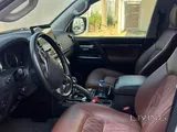Toyota Land Cruiser Grand Touring V8